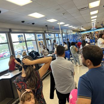 Ross Dress for Less - Women's Clothing Near Me - Orlando, Florida Ross Dress for Less - Women's Clothing Near Me - Orlando, Florida
