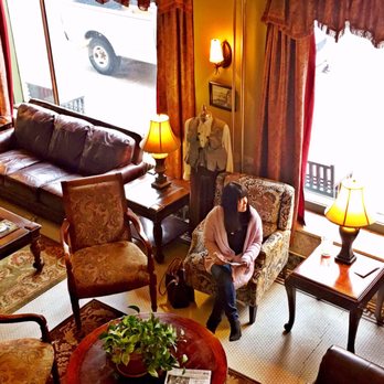 Murray Hotel - Vintage original furnitures everywhere - Hotels Near Me - Livingston, Montana Murray Hotel - Vintage original furnitures everywhere - Hotels Near Me - Livingston, Montana