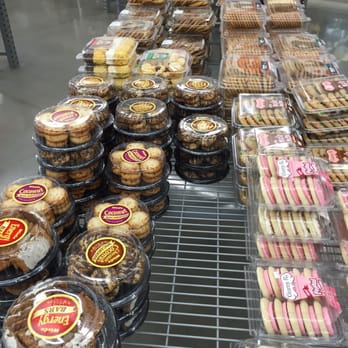 WinCo Foods - Bakery - Grocery Near Me - Tracy, California