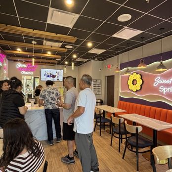 Mochinut Cedar Park - Donuts Near Me - Austin, Texas