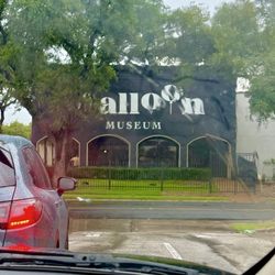 Balloon Museum - Side of museum