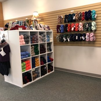 Must Love Yarn - Knitting Supplies Near Me - Shelburne, Vermont Must Love Yarn - Knitting Supplies Near Me - Shelburne, Vermont