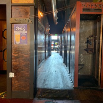 Jules Maes Saloon - Comfort Food Near Me - Seattle, Washington