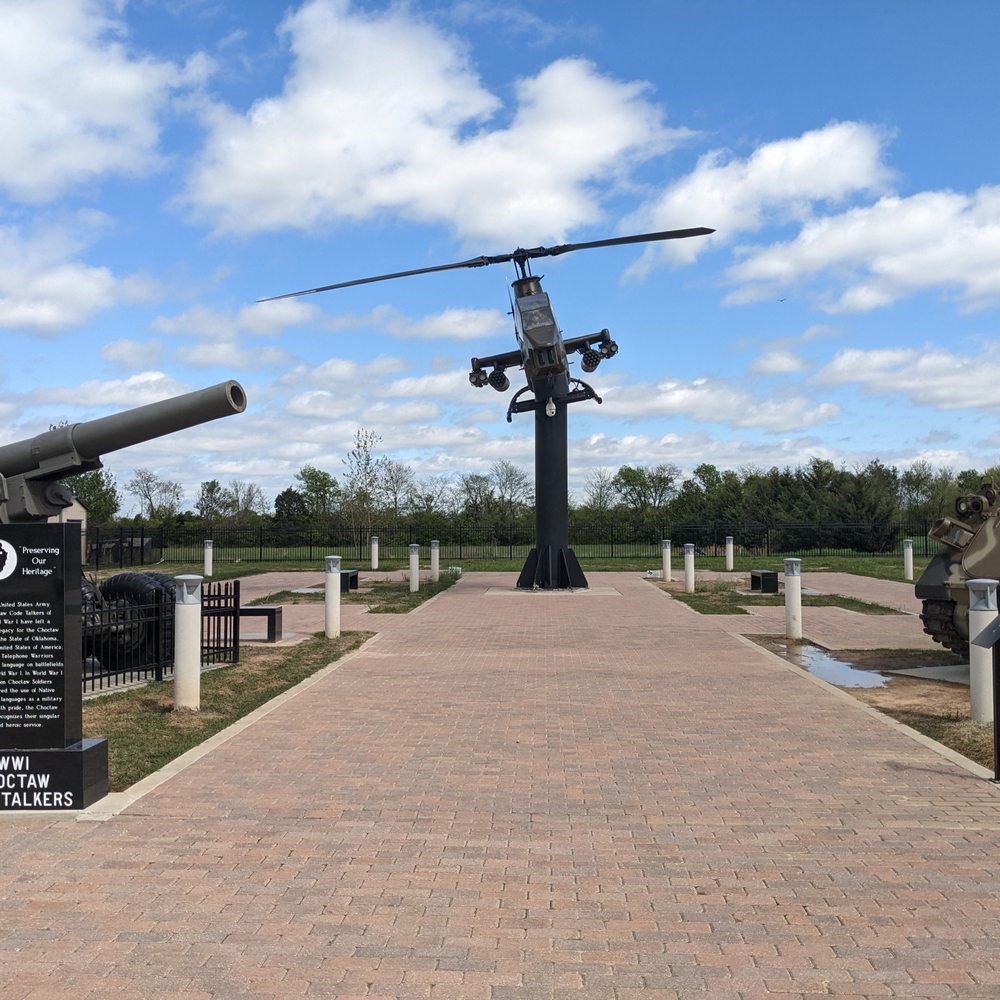 Red River Valley Veterans Memorial - Red River Valley Veterans Memorial, Paris - Art Museums Near Me - Paris, Texas Red River Valley Veterans Memorial - Red River Valley Veterans Memorial, Paris - Art Museums Near Me - Paris, Texas