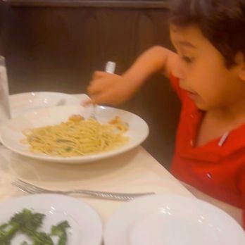 Masseria East - LINGUINE ALLE VONGOLE - Italian Near Me - New York, New York Masseria East - LINGUINE ALLE VONGOLE - Italian Near Me - New York, New York