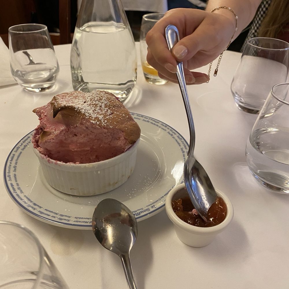 Raspberry soufflé