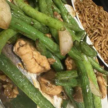 Amazing Kitchen - Green Bean Chicken - Chinese Near Me - Madera, California