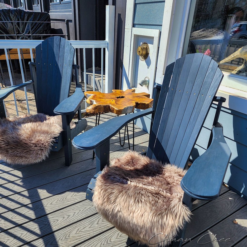 Kaiserhaus - Outdoor patio seating - Comfort Food Near Me - St. Catharines, Ontario Kaiserhaus - Outdoor patio seating - Comfort Food Near Me - St. Catharines, Ontario