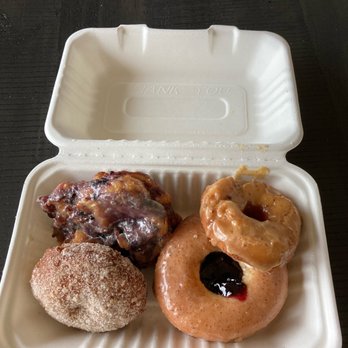 9th & Hennepin - Donuts Near Me - Seattle, Washington