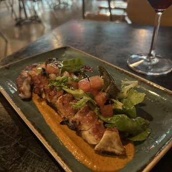 Niu Kitchen - Catalan Near Me - Miami, Florida