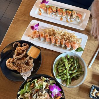 Oji Sushi & Sake Bar - Sushi Bars Near Me - Montebello, California Oji Sushi & Sake Bar - Sushi Bars Near Me - Montebello, California