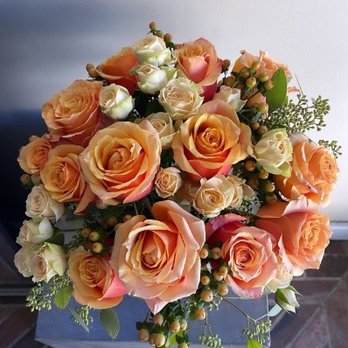 Dolce Blooms - Designer's choice turned out GORGEOUS!!! - Florists Near Me - Los Angeles, California Dolce Blooms - Designer's choice turned out GORGEOUS!!! - Florists Near Me - Los Angeles, California