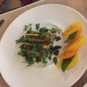 Le Cigalon - Entree "légumes du soleil" en superposition - French Near Me - Flayosc, 83