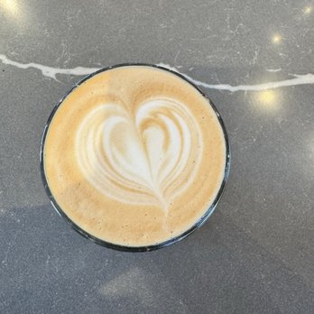 Lone Pine Coffee Roasters - Vanilla Latte - Coffee & Tea Near Me - Bend, Oregon