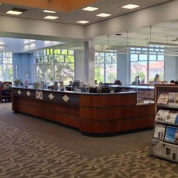 El Segundo Public Library - The big windows bring in a lot of light to the reading areas, reference, and resource shelving