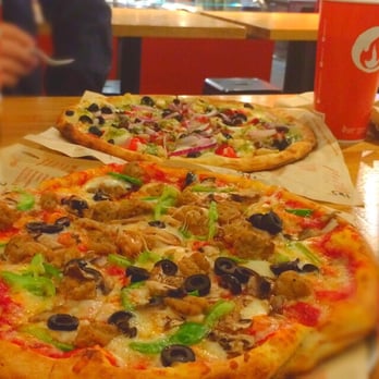 Blaze Pizza - Pizza Near Me - Cabazon, California