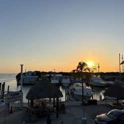 Burdines Waterfront Marina and Bar & Grill - Sunset at Burdines.