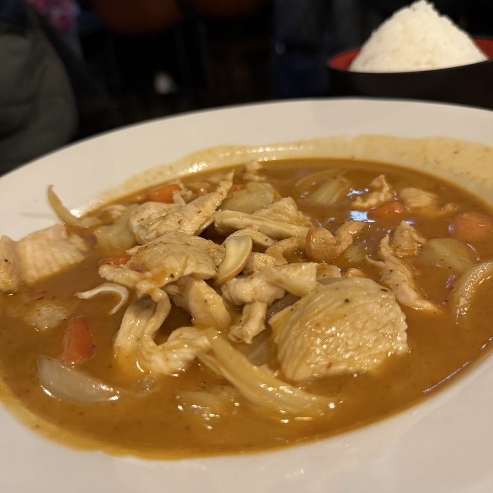 MPM Tiki Bar - Chicken Massaman Curry - Asian Fusion Near Me - Glen Allen, Virginia MPM Tiki Bar - Chicken Massaman Curry - Asian Fusion Near Me - Glen Allen, Virginia