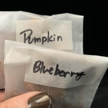 Ka Huelo Bakery - Sample bags of pup treats - Bakeries Near Me - Hermosa Beach, California Ka Huelo Bakery - Sample bags of pup treats - Bakeries Near Me - Hermosa Beach, California