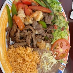 La Fogata - Fajitas Trio