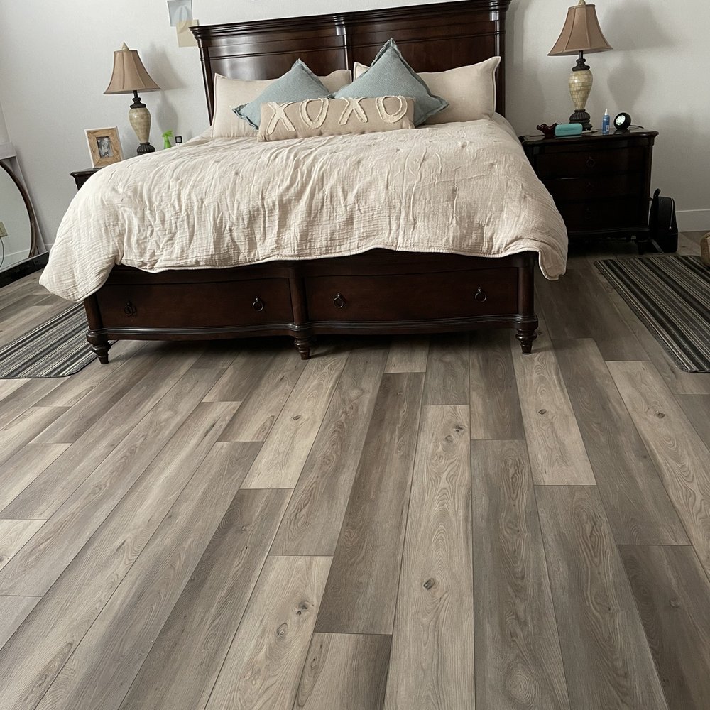 J&M Floor Covering - a bed in a bedroom - Flooring Near Me - Madera, California J&M Floor Covering - a bed in a bedroom - Flooring Near Me - Madera, California