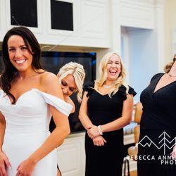 Tracy Saunders Makeup - A stunning bride and bridesmaids with long, soft waves, glowing skin, and a picture-perfect bridal look--styled by Tracy Saunders Makeup.