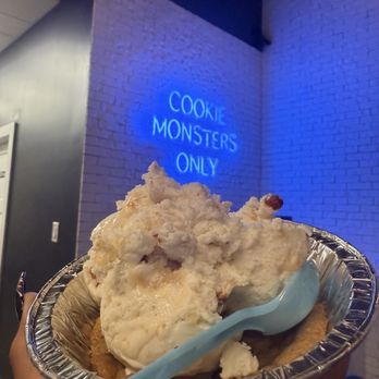 The Baked Bear - Chocolate Chip Cookies w/ almond brittle cake - Ice Cream & Frozen Yogurt Near Me - Long Branch, New Jersey The Baked Bear - Chocolate Chip Cookies w/ almond brittle cake - Ice Cream & Frozen Yogurt Near Me - Long Branch, New Jersey