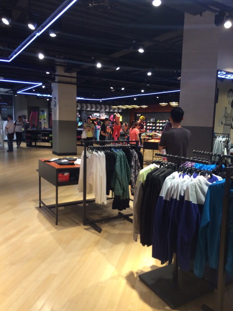 NIKE Updated May 2024 福星路420號, 西屯區, 台中市, Taiwan Sporting Goods