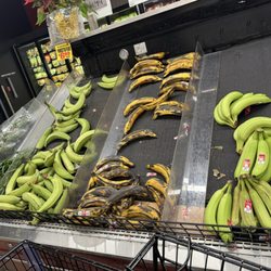 Cermak Fresh Market - Plantains, chiles