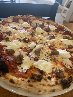 JJ's Wood Fired Pizza by null