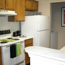 Vanderbilt Apartments - Large Kitchen with Pantry
