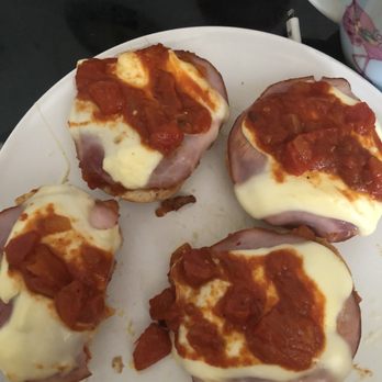 El Gauchito - I made this tiny pizzas with Argentina Quartirolo cheese i bought it in Gauchito the cheese brings me back to my childhood - Argentine Near Me - Elmhurst, New York El Gauchito - I made this tiny pizzas with Argentina Quartirolo cheese i bought it in Gauchito the cheese brings me back to my childhood - Argentine Near Me - Elmhurst, New York