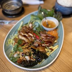 An Nam - Combo meat (fried duck, beef roll, shrimp)