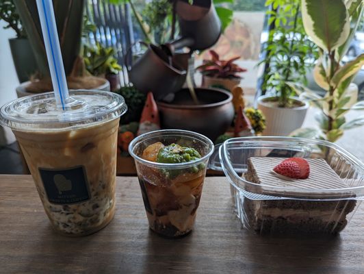 Mitten Sweets & Coffee by null