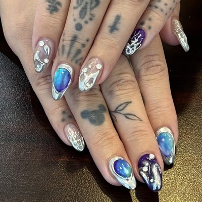 M&M studio nyc Nails and Eyelashes by null