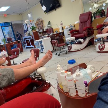 Famous Nails & Spa - Enjoying a relaxing evening pedicure - Nail Salons Near Me - Simi Valley, California Famous Nails & Spa - Enjoying a relaxing evening pedicure - Nail Salons Near Me - Simi Valley, California