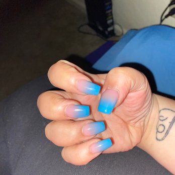 Exotic Nails - Ombré blue and pink - Nail Salons Near Me - Tallahassee, Florida