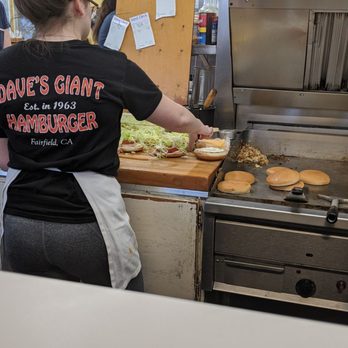 Dave's Giant Hamburger - Burgers Near Me - Fairfield, California Dave's Giant Hamburger - Burgers Near Me - Fairfield, California