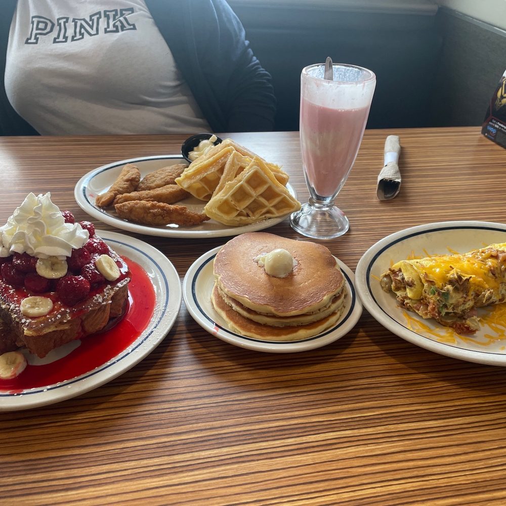 IHOP - Strawberry banana French toast , Colorado Omelet , Chicken and Waffles , Buttermilk pancakes and a strawberry milkshake - American Near Me - Mays Landing, New Jersey IHOP - Strawberry banana French toast , Colorado Omelet , Chicken and Waffles , Buttermilk pancakes and a strawberry milkshake - American Near Me - Mays Landing, New Jersey