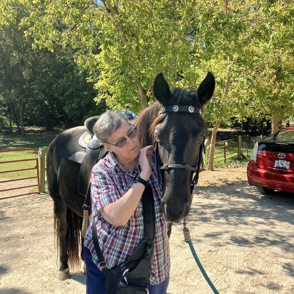 Bittersweet Acres Stable - Horse Boarding Near Me - O'Fallon, Missouri