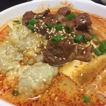 Papa's Cafe - Lyla D Special (Beef Stew Won Ton Laksa) - Cantonese Near Me - Honolulu, Hawaii Papa's Cafe - Lyla D Special (Beef Stew Won Ton Laksa) - Cantonese Near Me - Honolulu, Hawaii