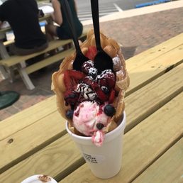 Berry Chocolate Bubble Waffle