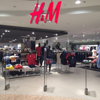 H&M - Fashion Near Me - Hamburg, HH