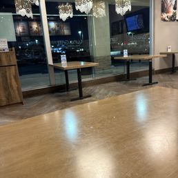 No place for customers to sit at 8:30. No place for customers to sit at 8:30.