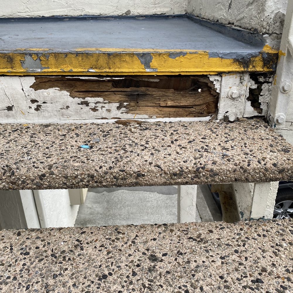 Motel 6 - All the supports at the top of the stairways were rotted like this one. - Hotels Near Me - Rohnert Park, California Motel 6 - All the supports at the top of the stairways were rotted like this one. - Hotels Near Me - Rohnert Park, California