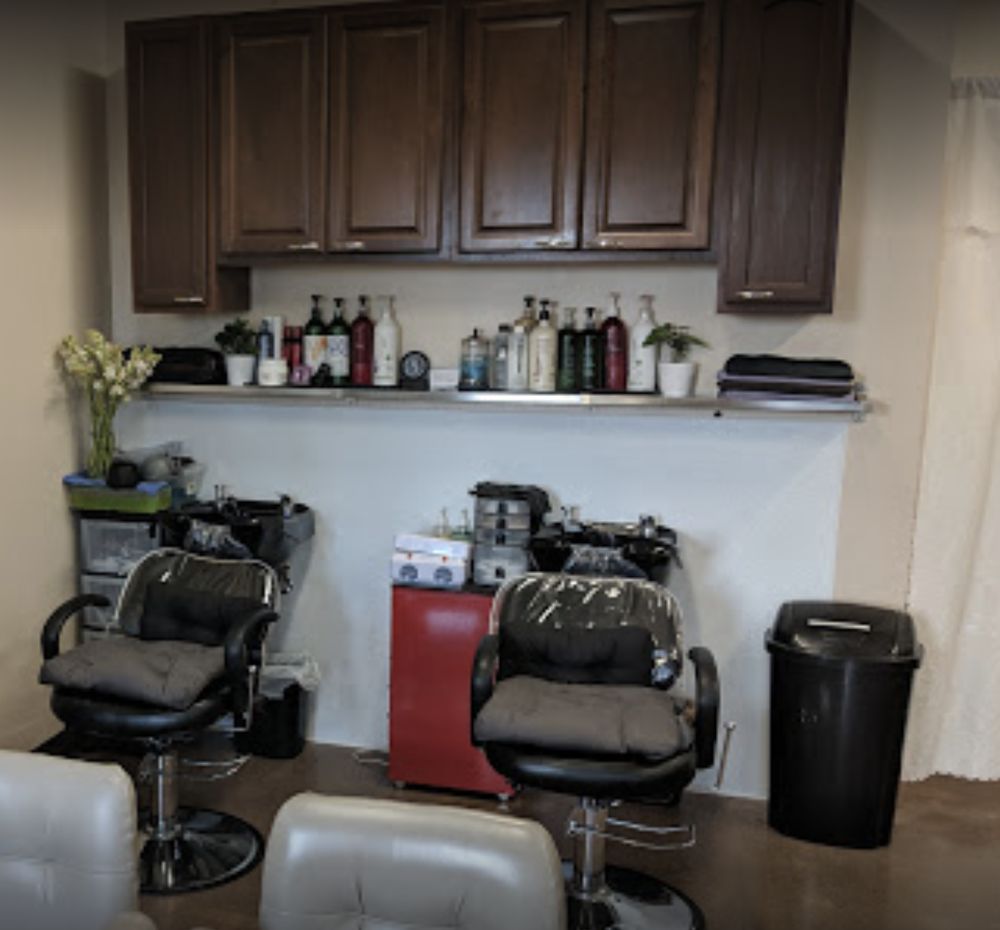 YOUNG’S SALON & SPA Updated September 2024 155 N Meridian Dr