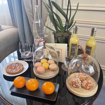 Shangri-La Hotel, Paris - Hotels Near Me - Paris, 75 Shangri-La Hotel, Paris - Hotels Near Me - Paris, 75