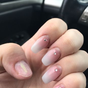 Prim Nails Spa Lounge - Split thumb nail due to awful nail tech. - Nail Salons Near Me - Happy Valley, Oregon Prim Nails Spa Lounge - Split thumb nail due to awful nail tech. - Nail Salons Near Me - Happy Valley, Oregon