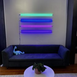NEON - Couch area