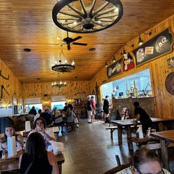 Archie's Barbeque - Inside of Archie's